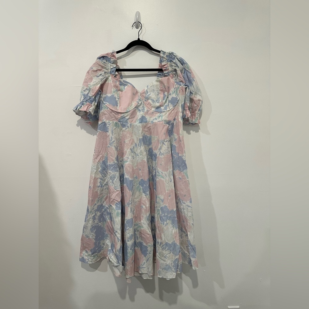 *NWT* Selkie tea dress